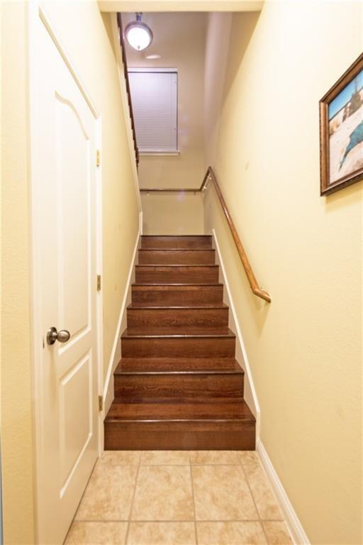 Building Photo - 305 Arrowhead Trail