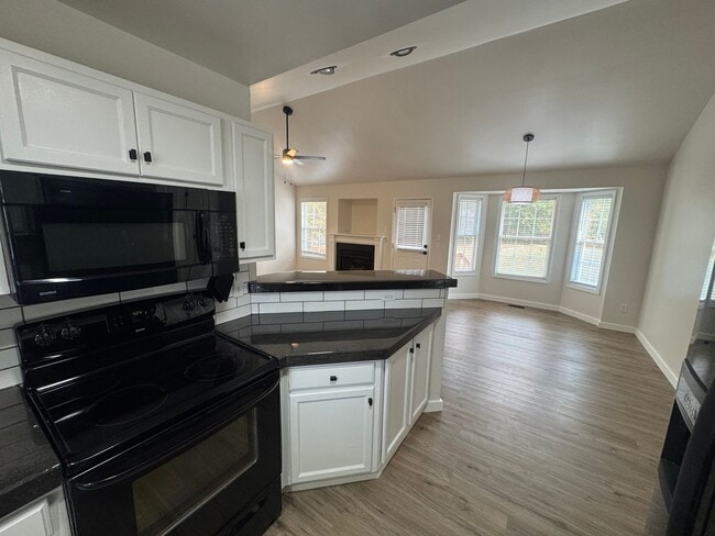 Building Photo - 4308 Shadowmoss Ct