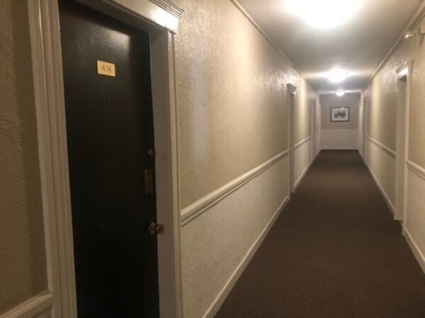 Building Photo - 66 Queensberry St