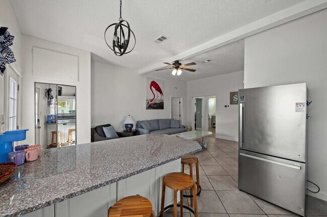 Building Photo - 4431 Luke Ave