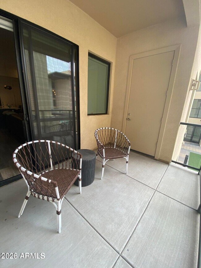 Building Photo - 7300 E Earll Dr