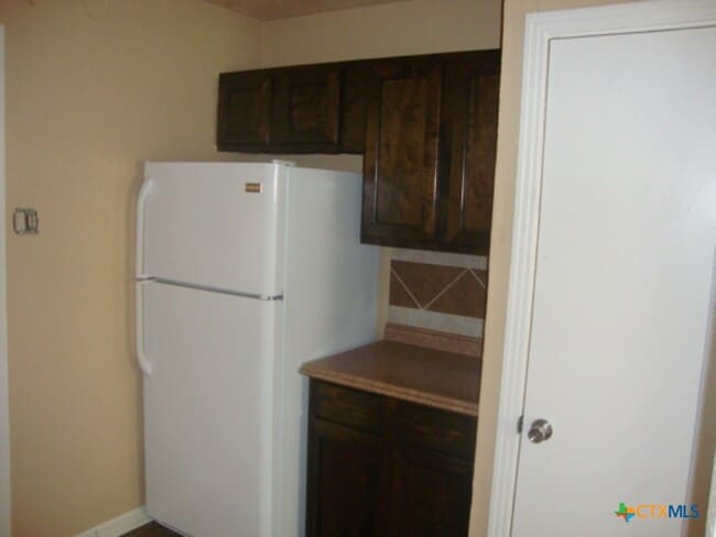 Building Photo - 1813 Fairview Dr