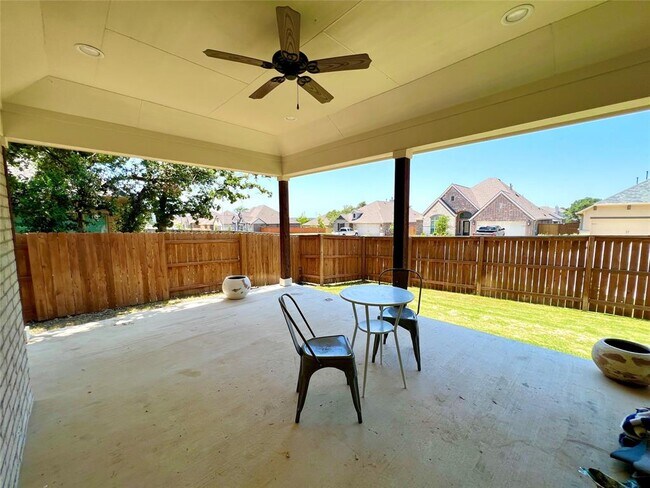 Building Photo - 100 Red Granite Rd