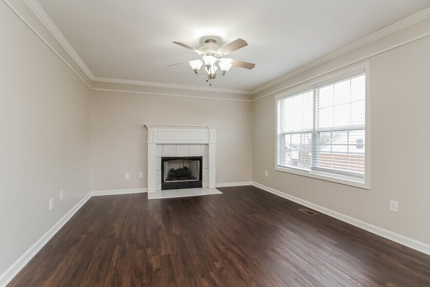 Building Photo - 3609 Bentfield Dr