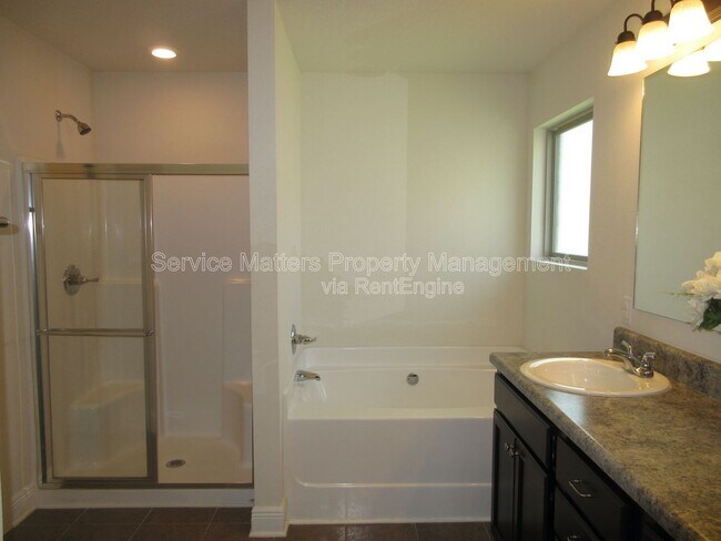 Building Photo - 5673 Cane Syrup Cir