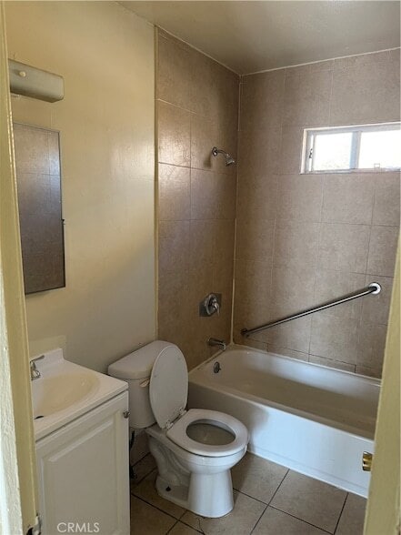 Building Photo - 6714 West Blvd