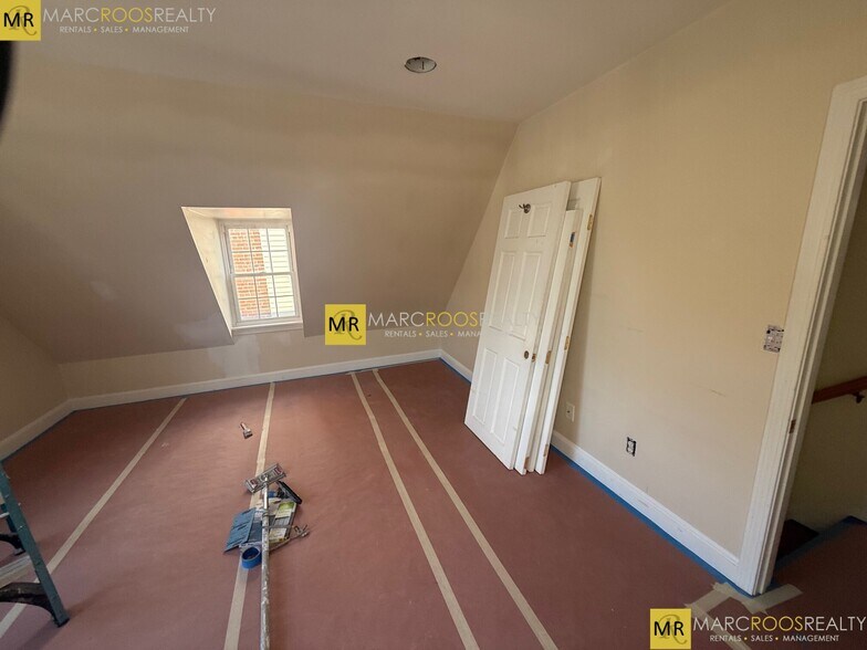 Building Photo - 3 Clarken Ct