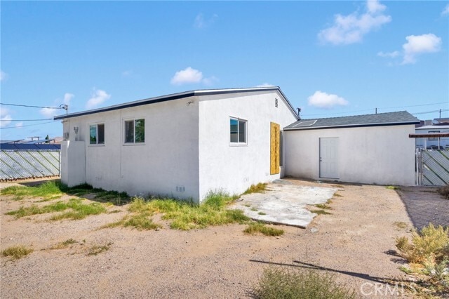 Building Photo - 520 Adele Dr