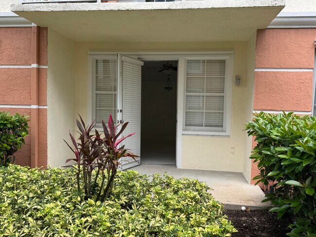 Building Photo - 9873 Baywinds Blvd