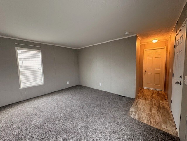 Building Photo - 180 W Orleans Ct