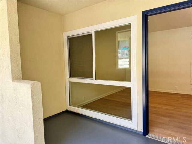 Building Photo - 251 N Oakland Ave