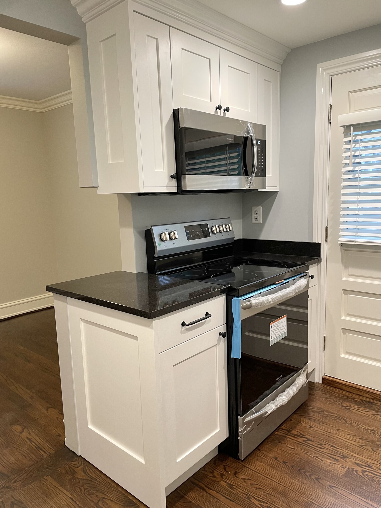 Remodeled kitchen - 1608 Graefield Rd