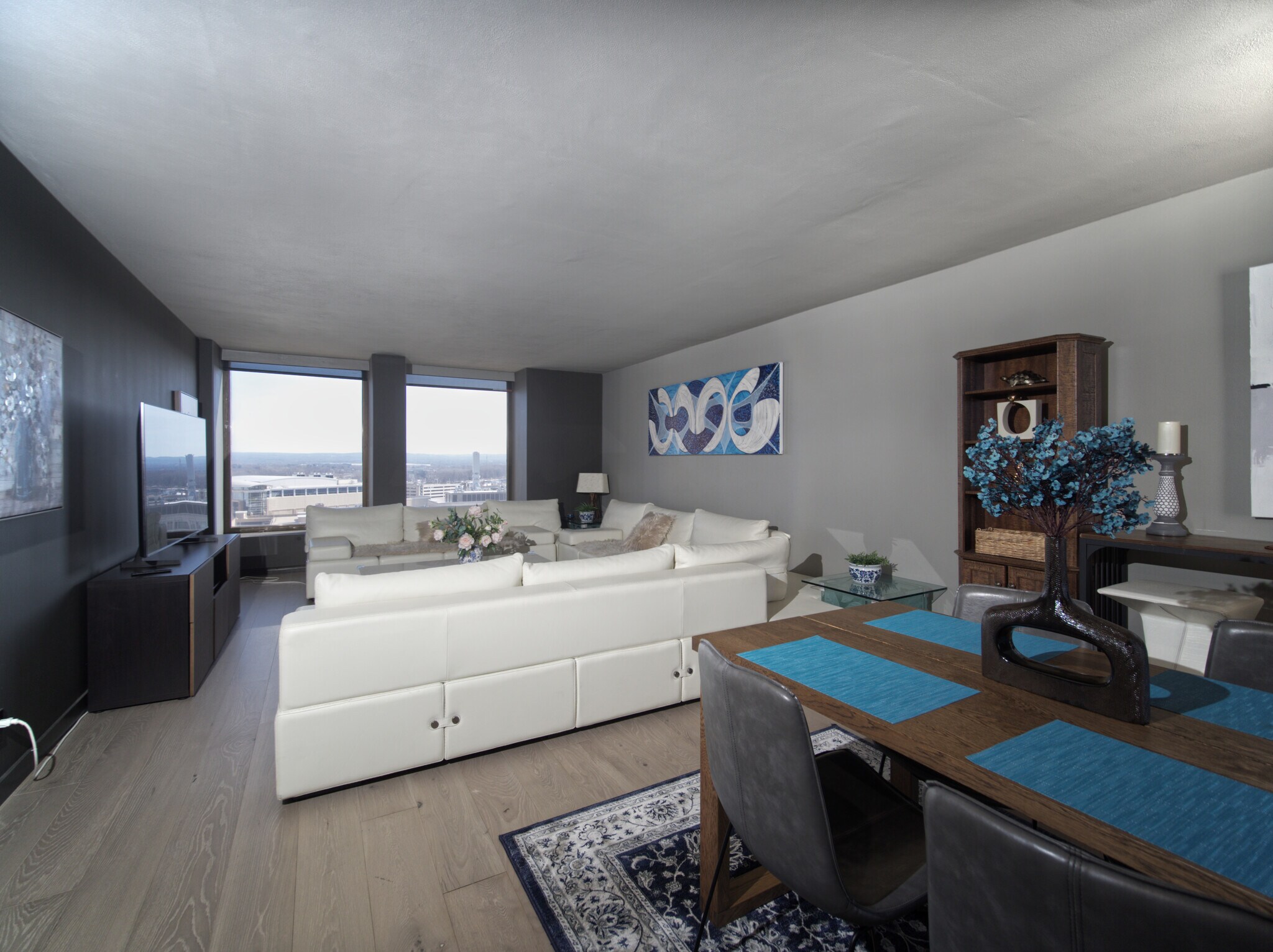 Building Photo - 1 Gold St