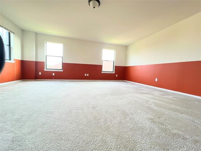 Building Photo - 18824 Star Gazer Way