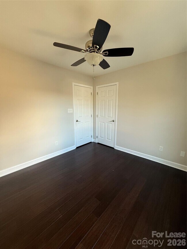 Building Photo - 3906 Crimson Wing Dr