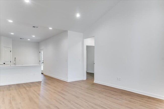 Building Photo - 11318 W 35th St S
