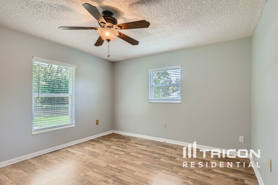 Building Photo - 36437 Bristol Cir