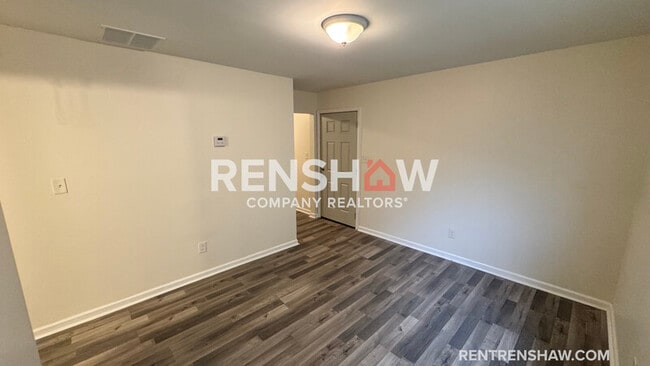 Building Photo - 288 Leath St