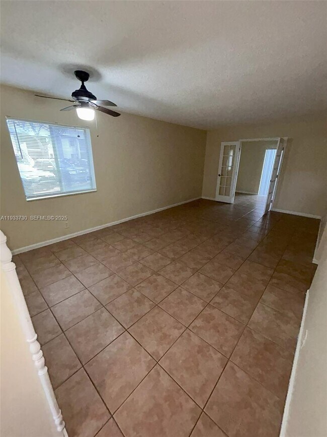 Building Photo - 8041 Southgate Blvd