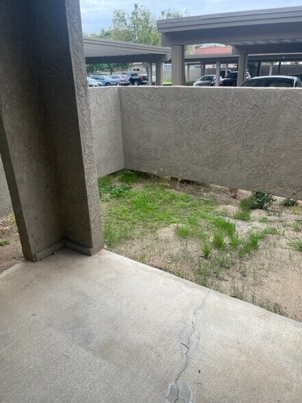 Building Photo - 200 E Alessandro Blvd