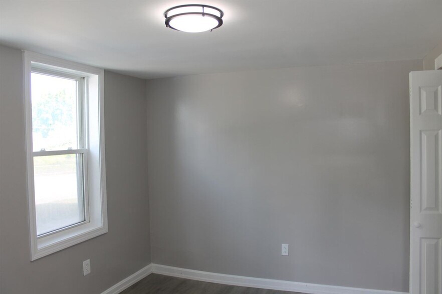 Building Photo - 15-17 Washington, Unit 17