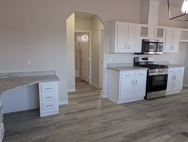 Building Photo - 50559 W Esch Trail
