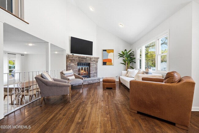 Building Photo - 4 Cheryl Dr