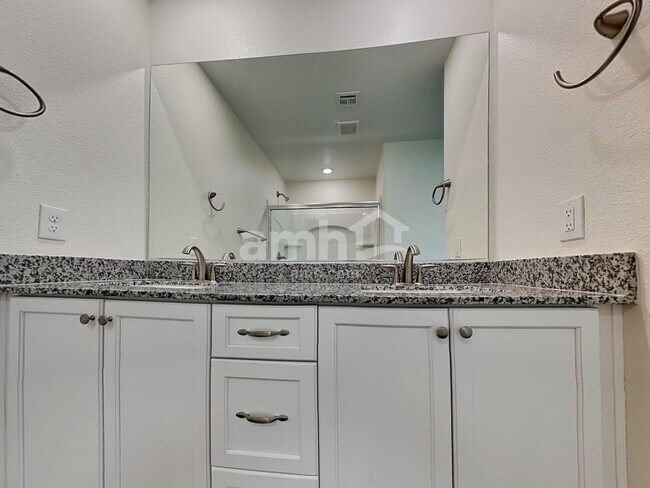 Building Photo - 9282 Opal Bay Ct