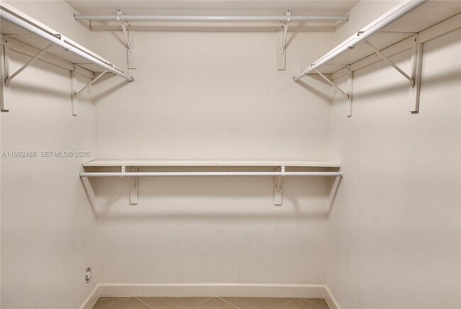 Building Photo - 1721 Fletcher St