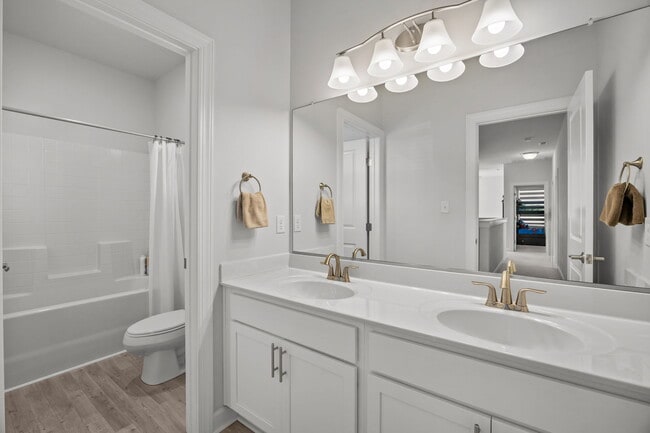 Building Photo - 2250 Captiva Ln