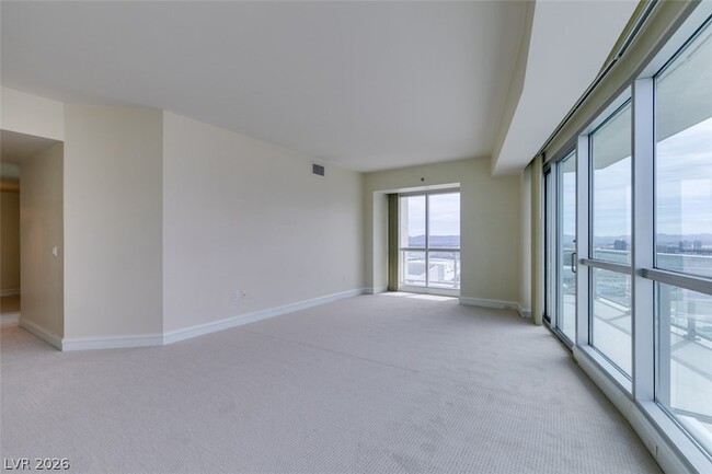 Building Photo - 2700 Las Vegas Blvd S