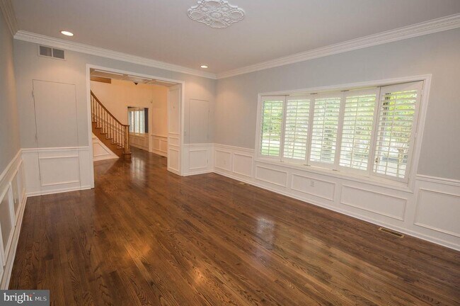 Building Photo - 5482 Royal Mile Blvd