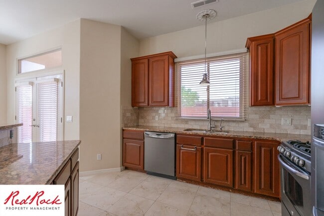 Building Photo - 3 Bedroom Home In Eagle Rock At Snow Canyon With Community Pools