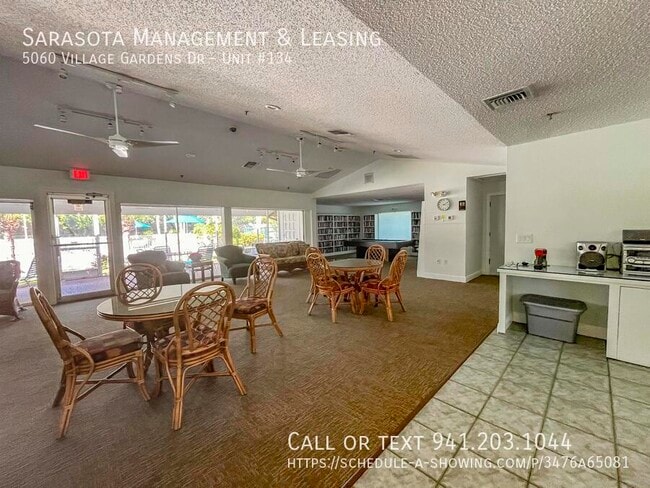 Building Photo - 5060 Village Garden Dr