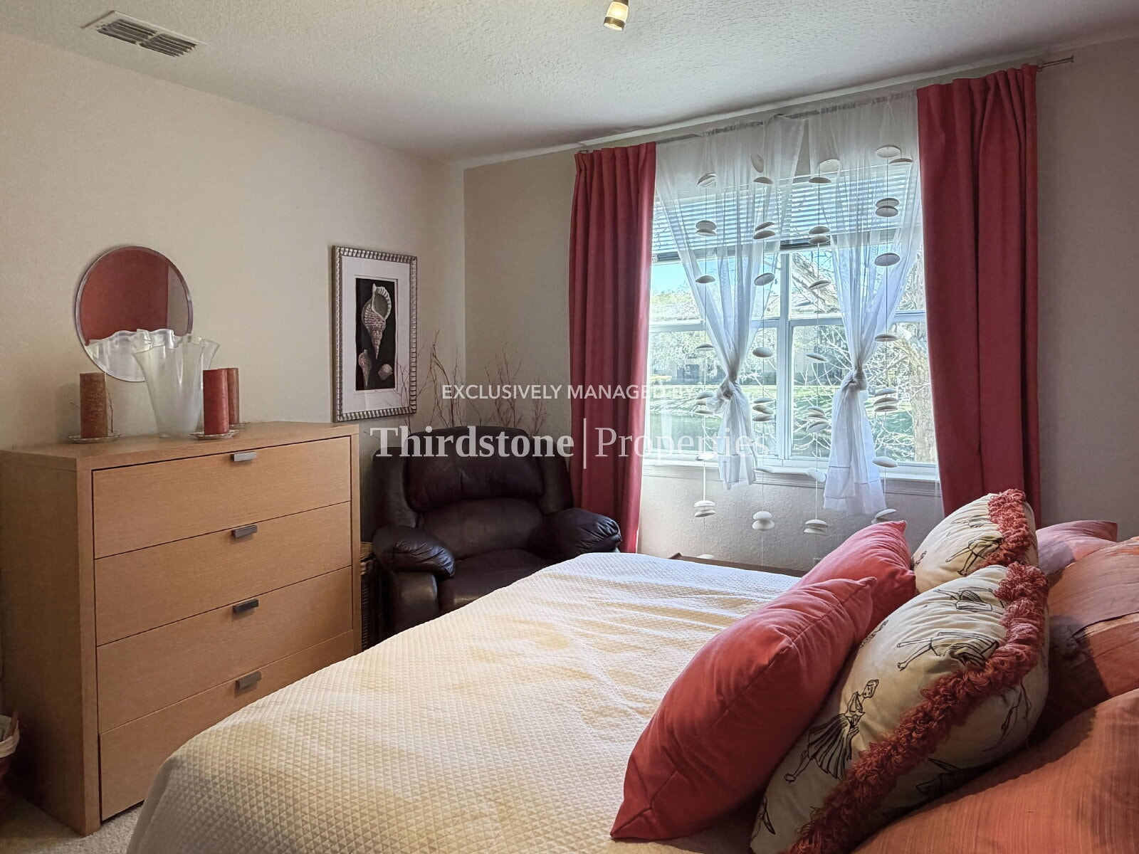 Building Photo - 11 Arbor Club Dr