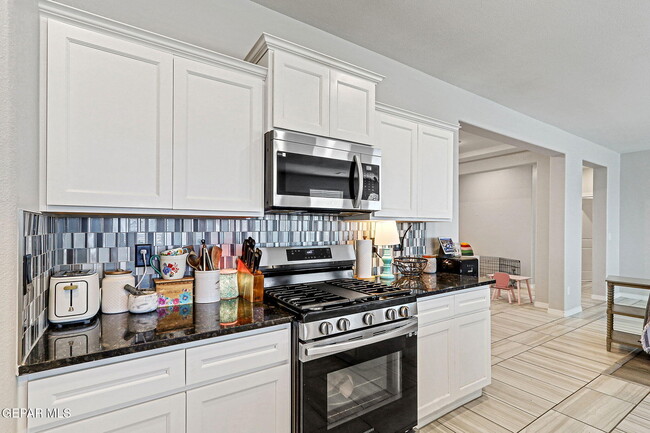 Building Photo - 2832 Mike Price Dr