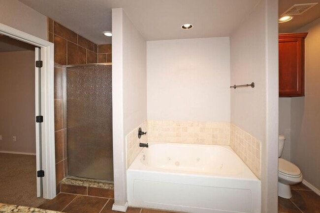 Building Photo - 8300 Irvington Ct
