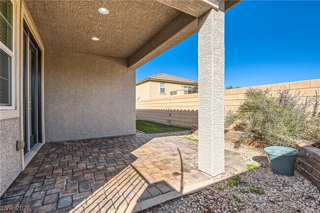 Building Photo - 974 Spiracle Ave