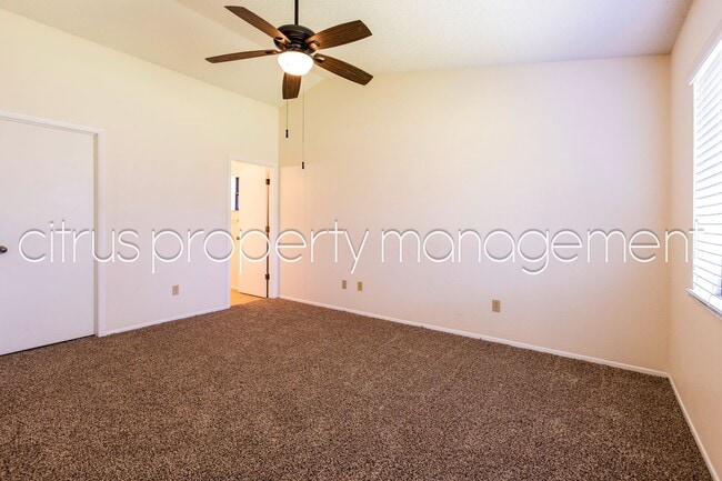Building Photo - 3/2 Home in Alafaya Woods
