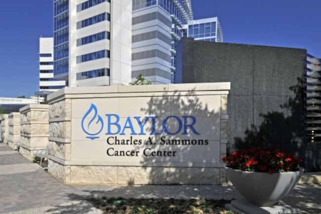 Building Photo - 2901 Indiana St