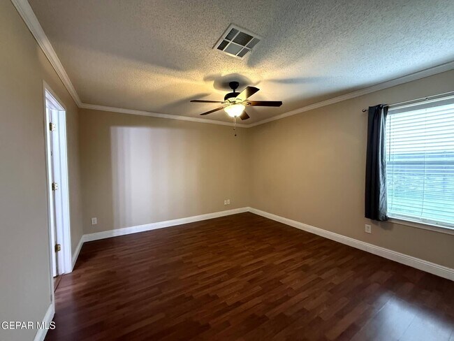 Building Photo - 14036 Volcanic Rock Dr