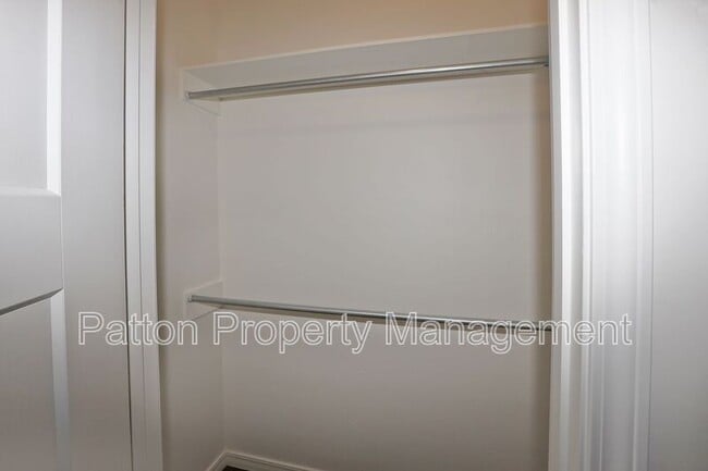 Building Photo - 13771 Periwinkle Dr