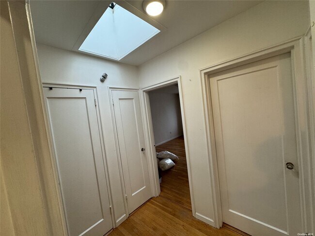 Building Photo - 105-35-105-63 63rd Dr