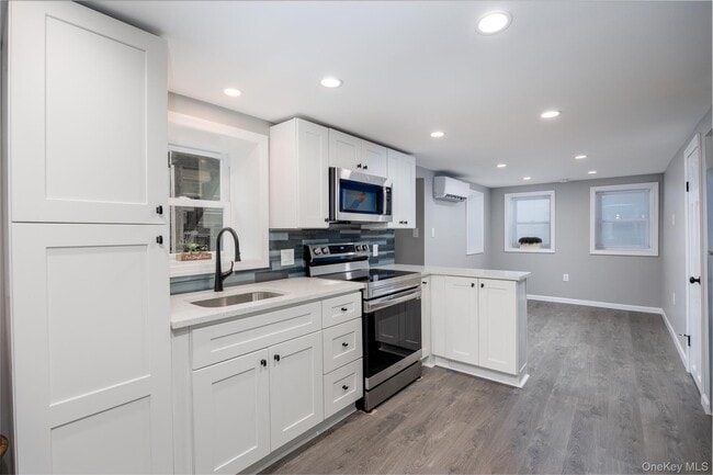 Building Photo - 108 Ralph Ave