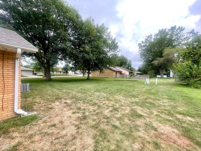 Building Photo - 5505 N Austin Dr
