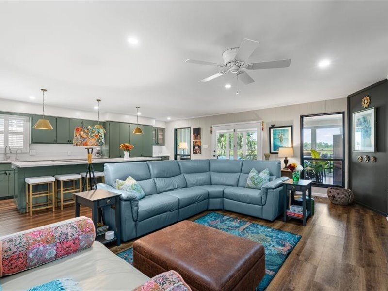 Open space kitchen and living room - 1868 Tickton Hall Rd