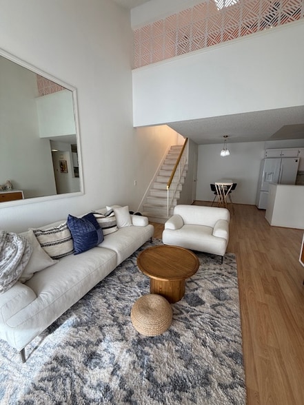 Building Photo - 12660 Briarglen Loop