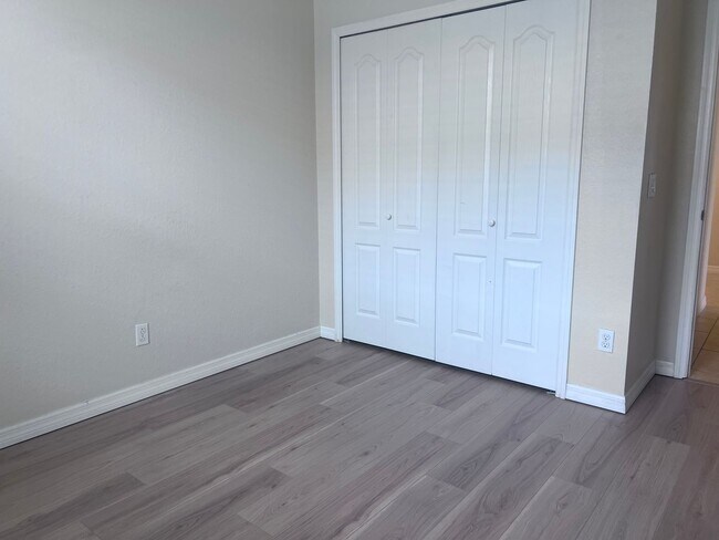 Building Photo - Stoneybrook 4BR/3BA Single Family Home in ...
