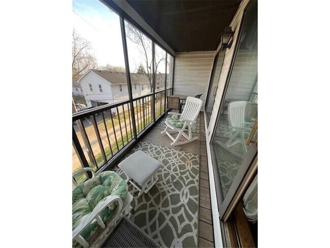 Building Photo - 4625 Minnetonka Blvd