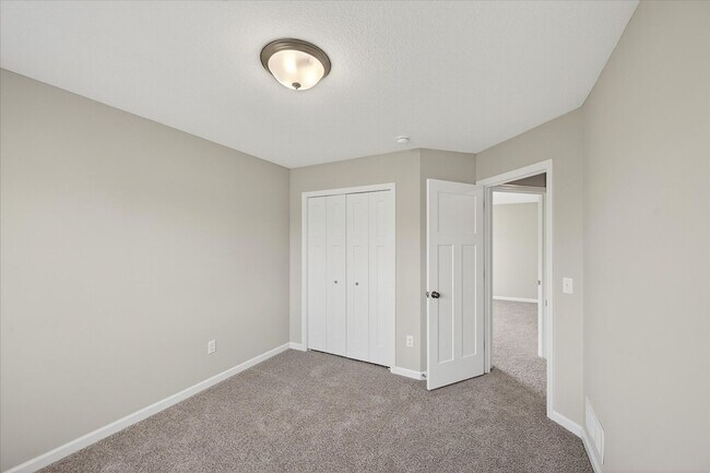 Building Photo - Rent this Brand New Townhome!